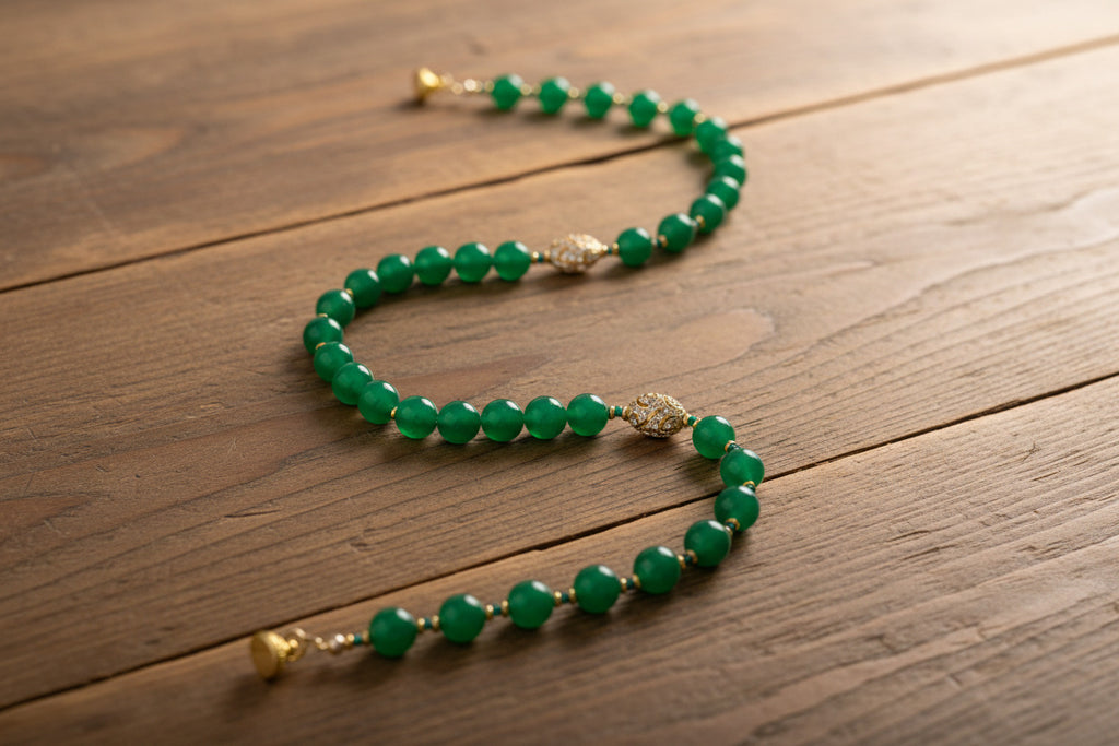 Oasis Collier- Agate Verte & Laiton Finition Platine