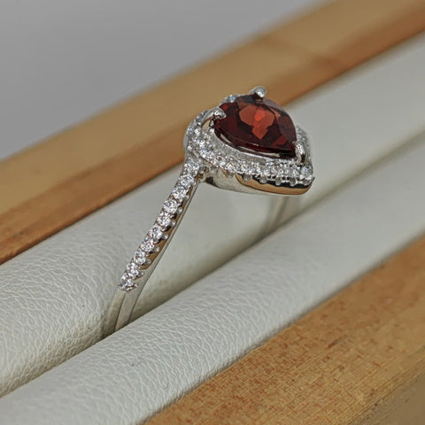 Bague Solitaire Cœur - Grenat Rouge Naturel 0.6 ct & Argent 925