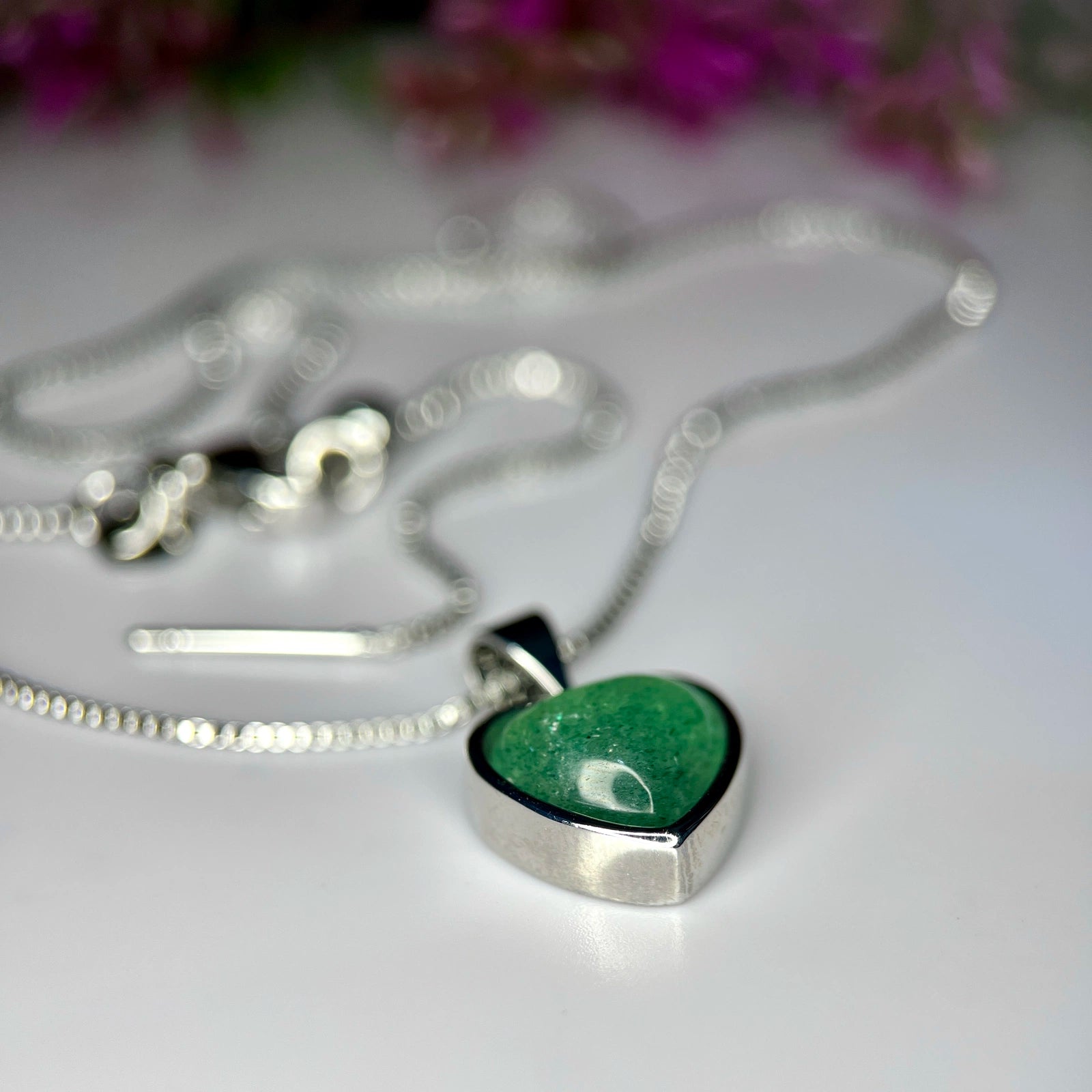 Colier Cœur Précieux - Jade Vert Naturel & Argent Rhodié