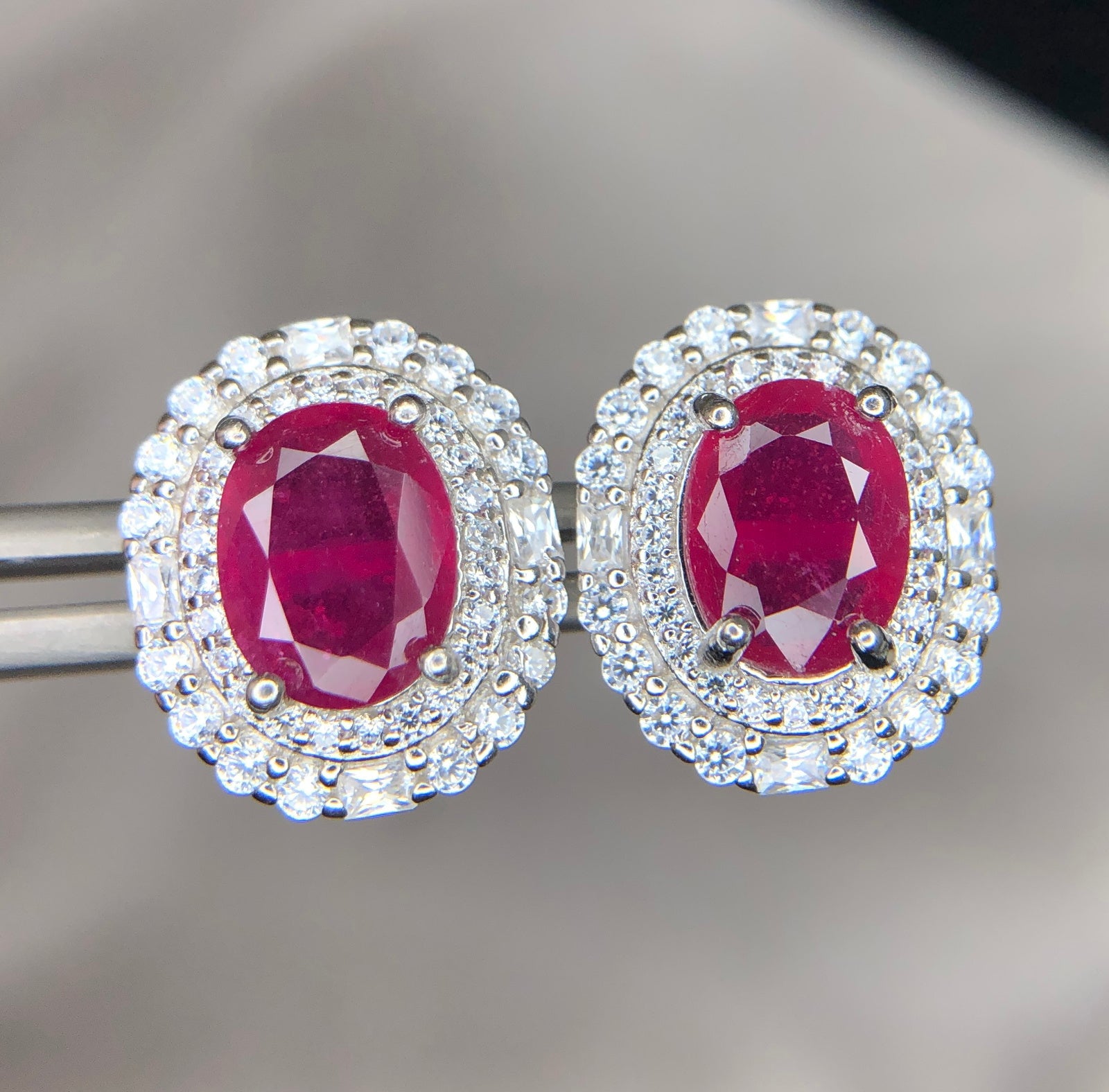 Splendide parure ornée de Rubis & Argent 925 Rhodié