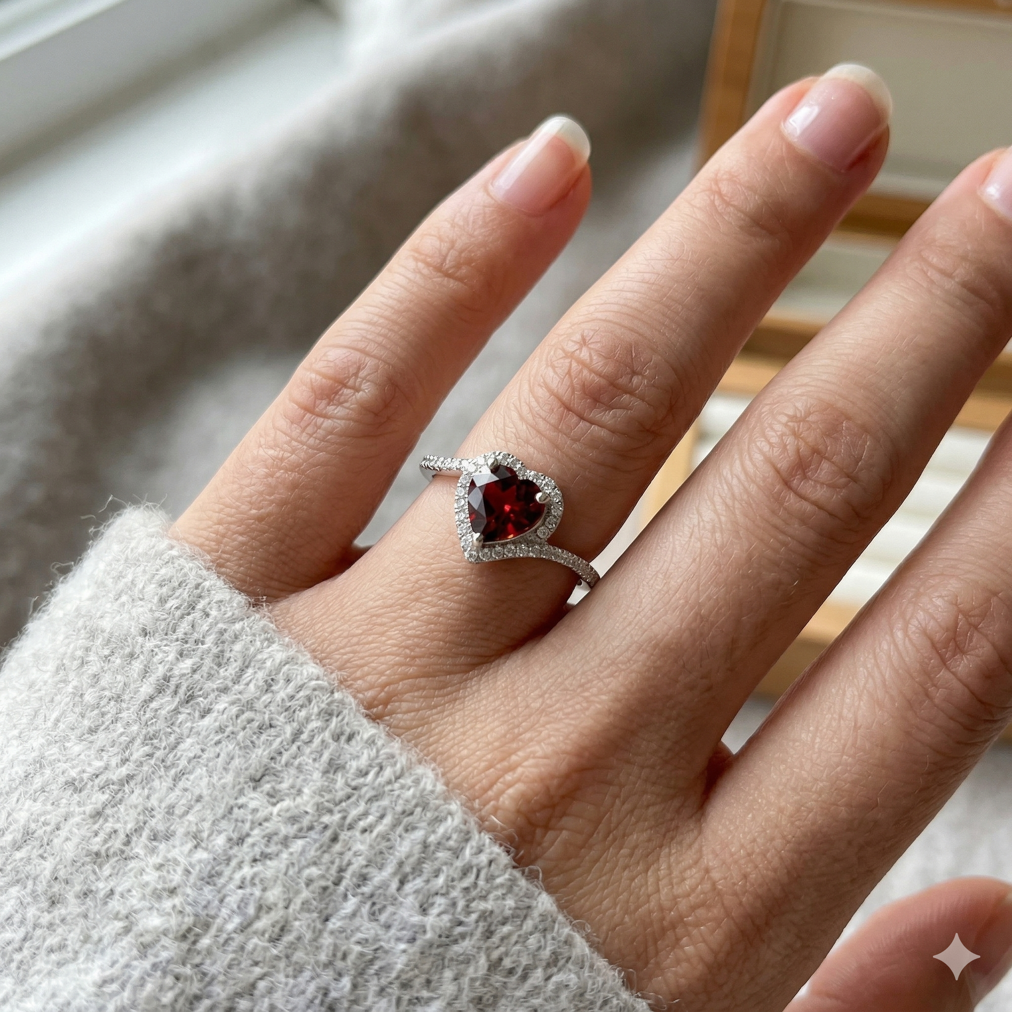 Bague Solitaire Cœur - Grenat Rouge Naturel 0.6 ct & Argent 925