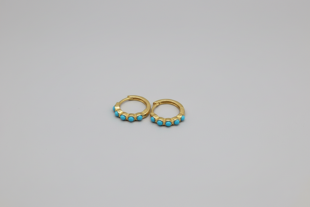 Turquoise Boho Hoops - Turquoise Synthétique & Argent S925 Plaqué Or