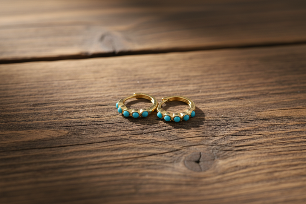 Turquoise Boho Hoops - Turquoise Synthétique & Argent S925 Plaqué Or