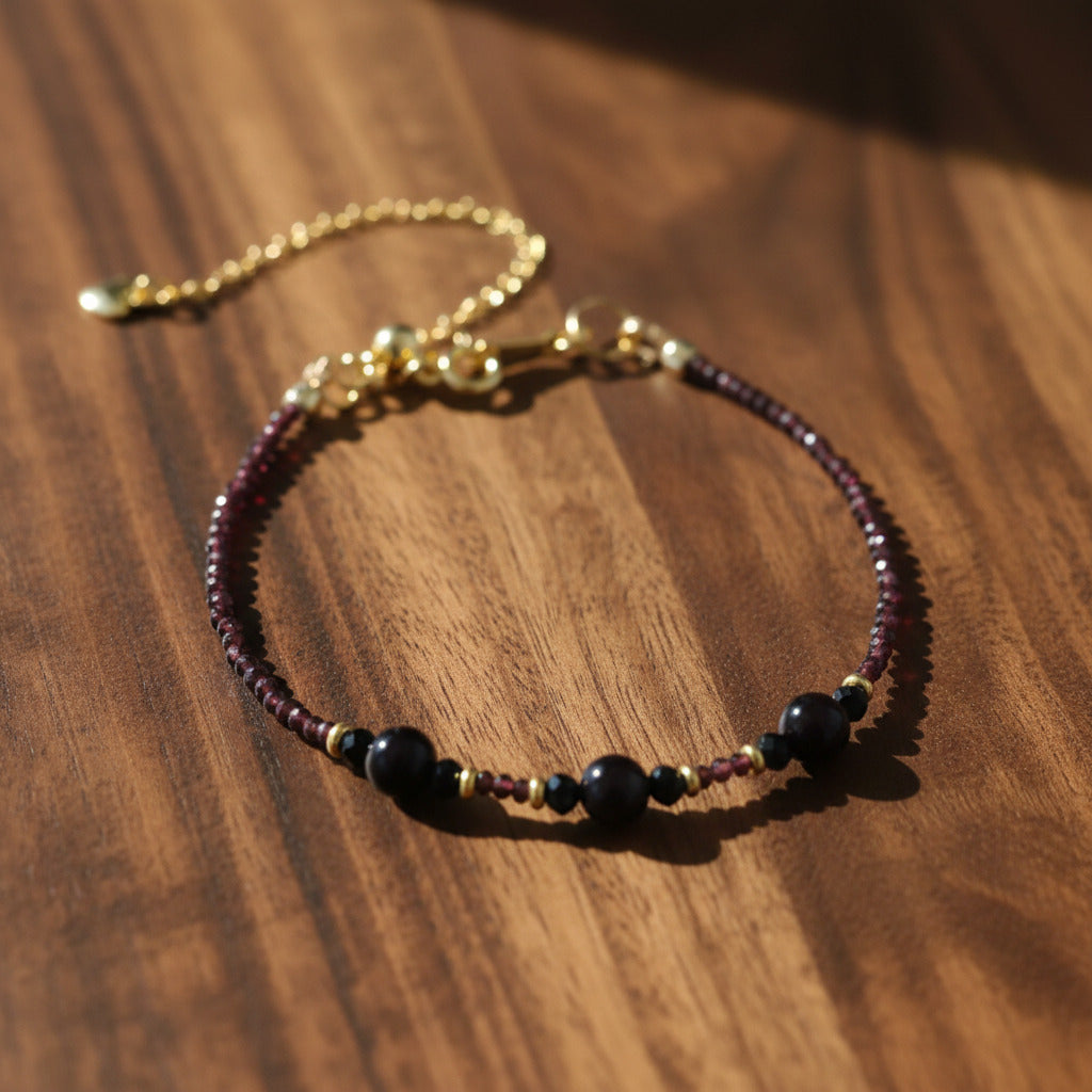 Bracelet "Éclat de Grenat" - Grenat & Laiton Doré