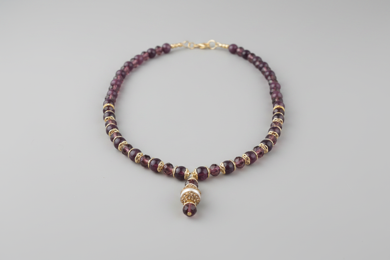 Collier Élégant en Agates Naturelles et Cristaux Scintillants - Finition Or 18K