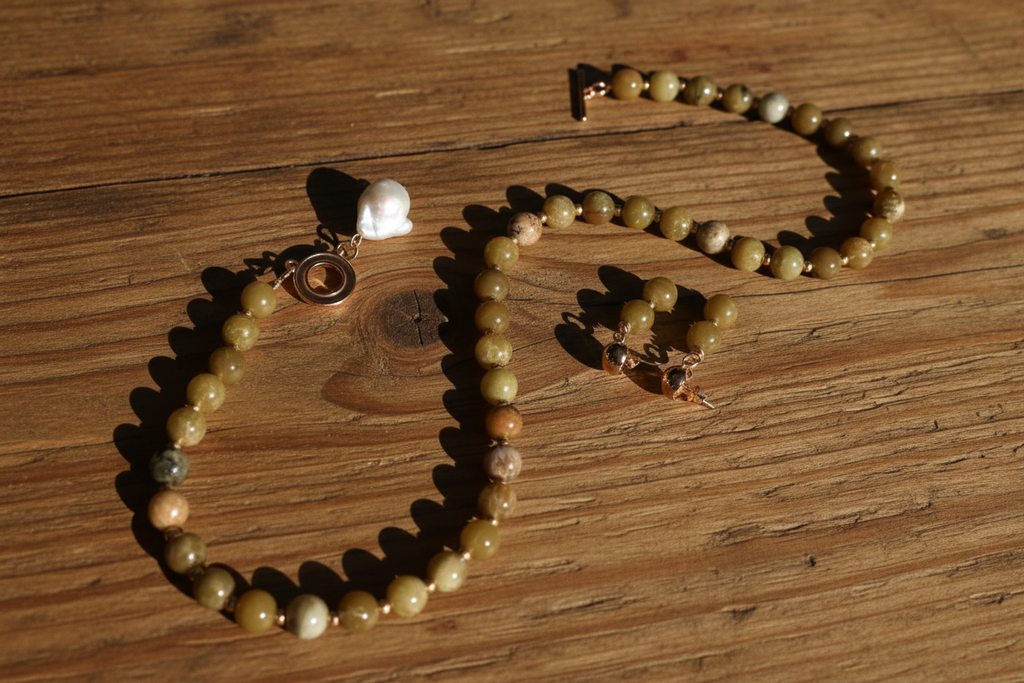 Parure Collier et Boucles d’oreilles - Opale Vertes d'Afrique & Perle Baroque - plaqué Or 18K