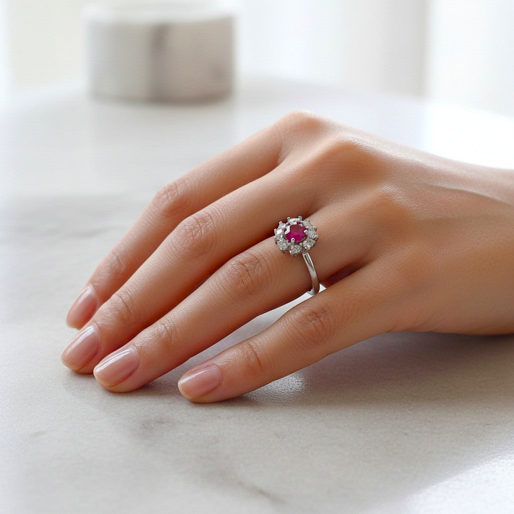 Bague ajustable Rubis & Halo de Zirconium - Argent Rhodié