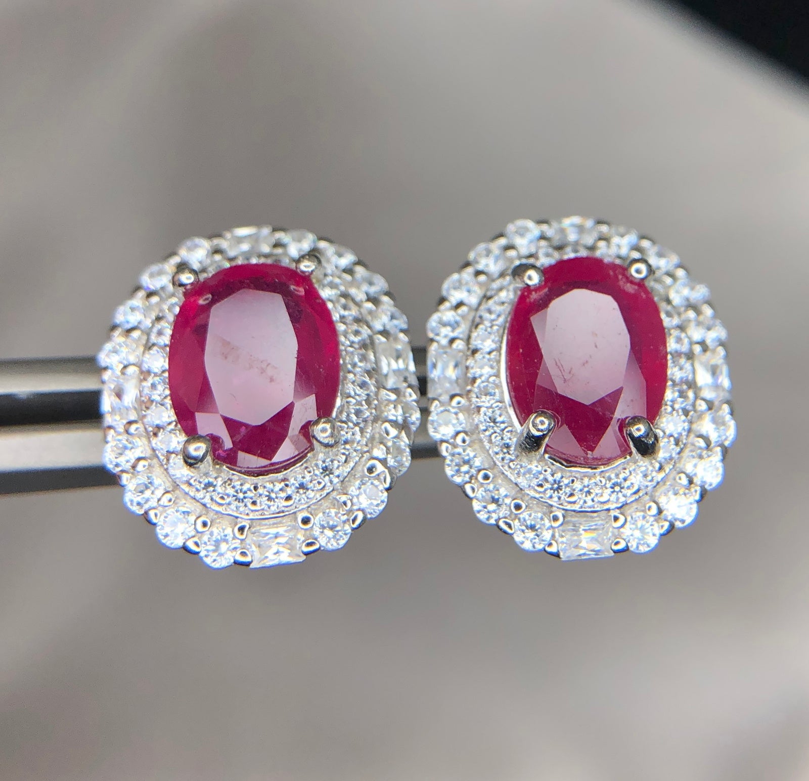 Splendide parure ornée de Rubis & Argent 925 Rhodié