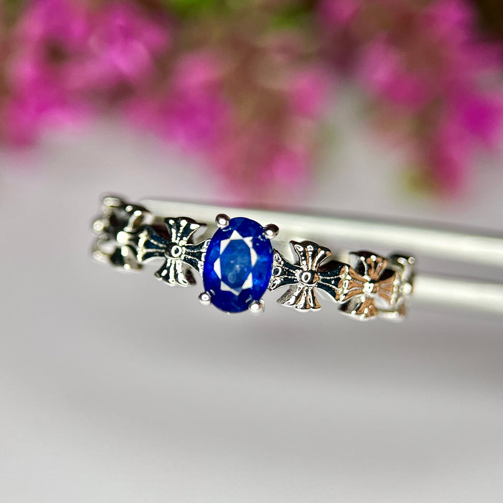 Bague d'Exception en Saphir Bleu Royal Naturel et Placage Rhodium